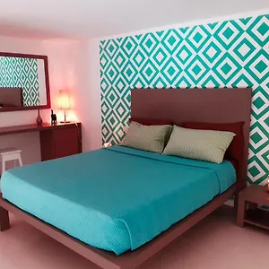  Apartment App Rosanna, Estoril Beach, 2steps From The Sea, Free Wi-fi & Ac