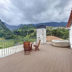 villa-teresa-by-atlantic-holiday.madeira-islandshotels.com/